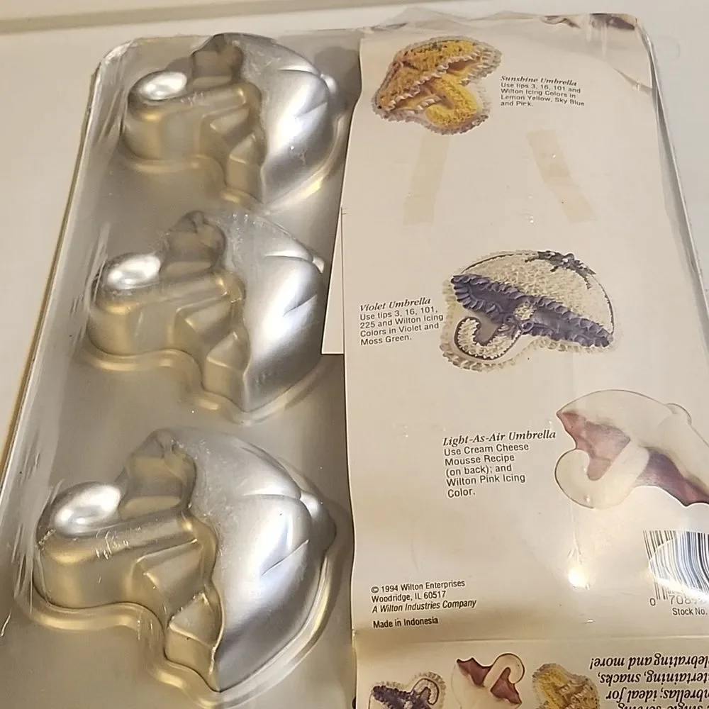 1994 Wilton Silver Mini Umbrella Baking Pan